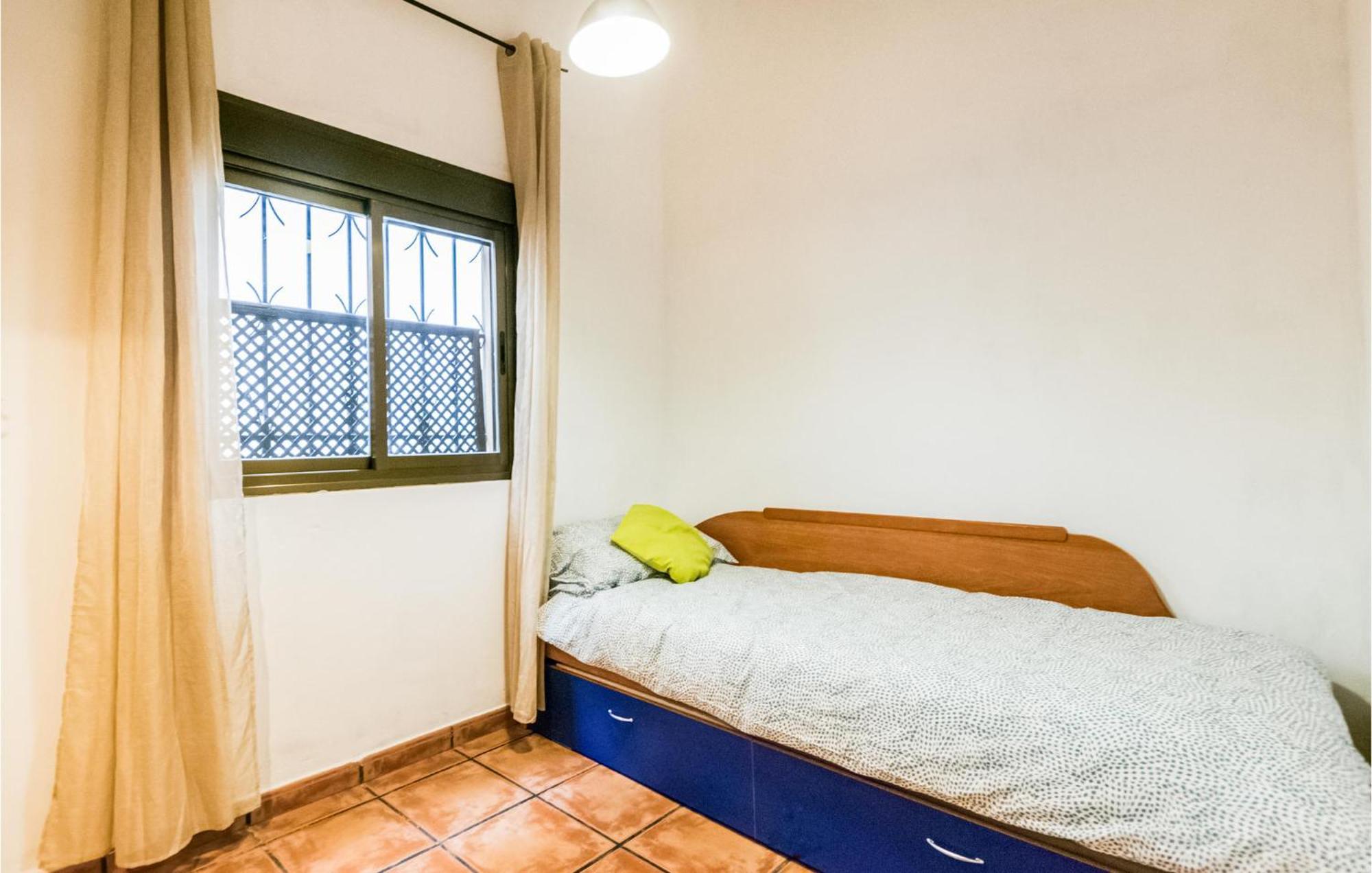 Lovely Apartment In Cordoba With Kitchen Luaran gambar